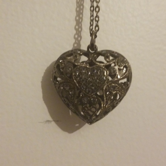 Pendant - Picture 2 of 2